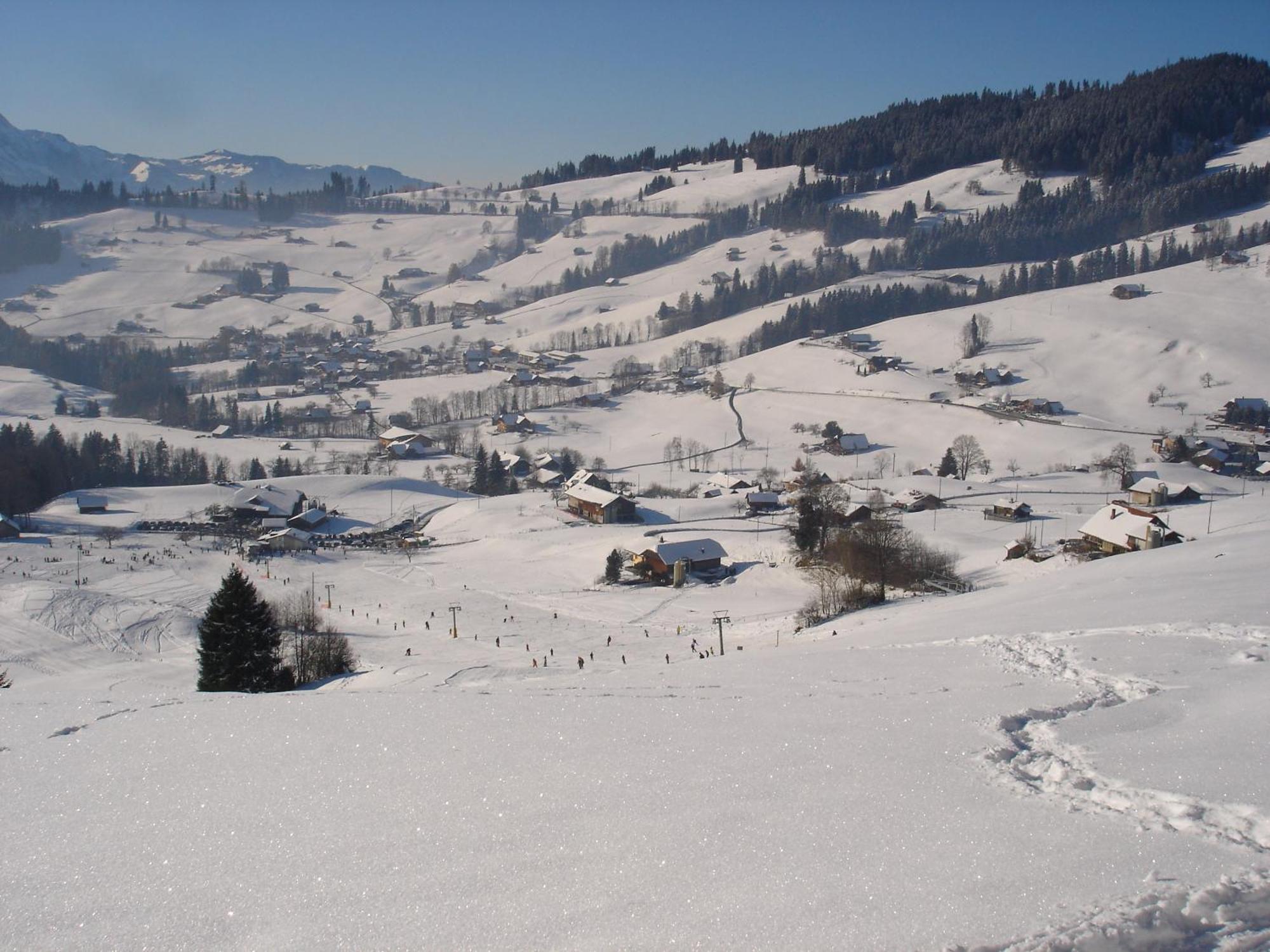 Chalet Sunneschyn Schwanden  Bagian luar foto